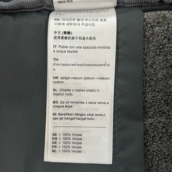 Fjallraven Kanken 17 inch laptop backpack Gray - Picture 8 of 12